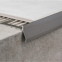 CPCV/30 Profilo per balconi Cerfix Protec da 42 mm alluminio grigio antico sp. 12 mm
